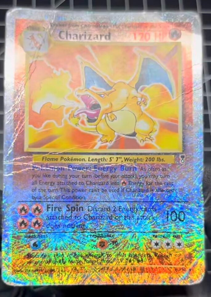 Charizard Reverse Holo - Prima